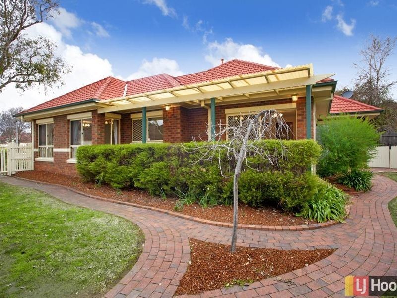 11 Melrose Place, Jerrabomberra NSW 2619