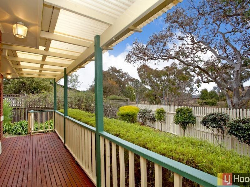 11 Melrose Place, Jerrabomberra NSW 2619
