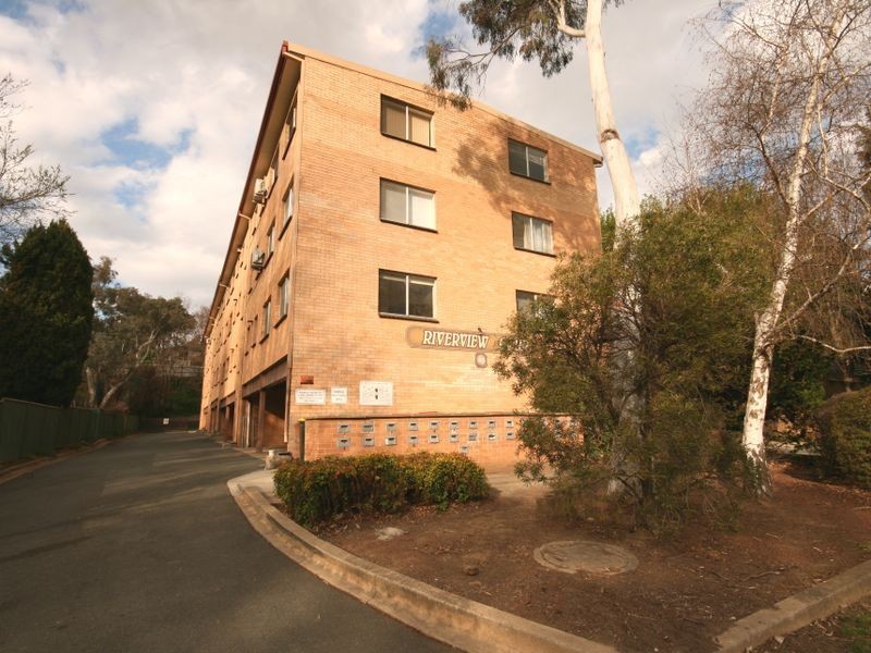 4/46 Trinculo Place, Queanbeyan NSW 2620