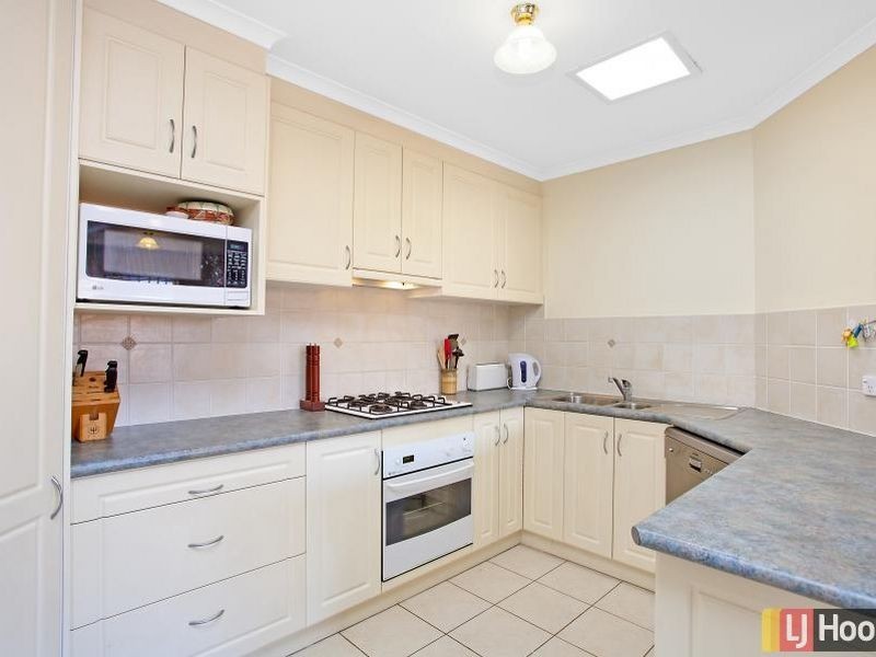 7/16 Telopea Place, Queanbeyan NSW 2620