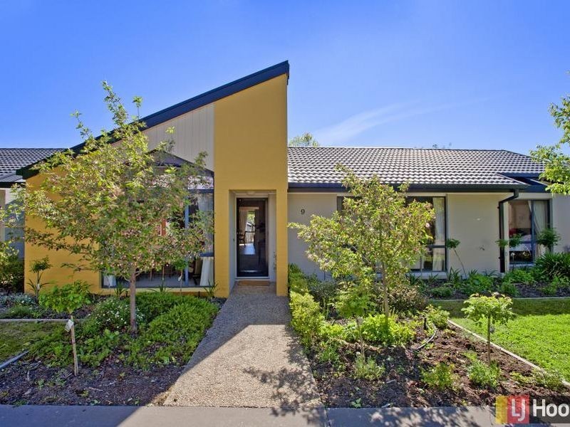 9/9 Coral Drive, Jerrabomberra NSW 2619