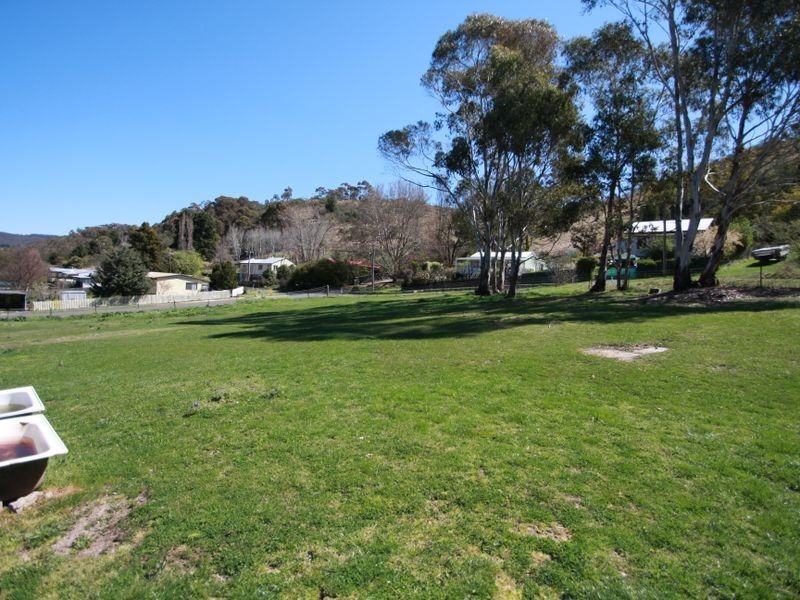 187 Foxlow Street, Captains Flat NSW 2623