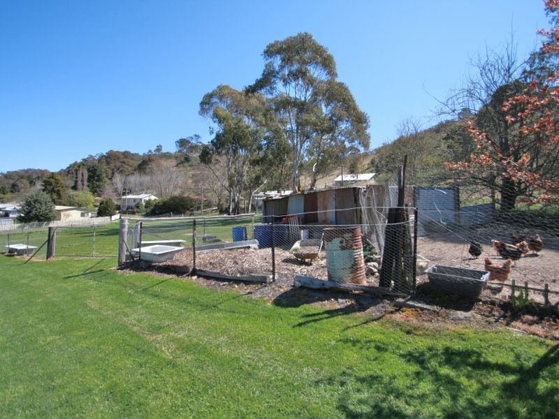 187 Foxlow Street, Captains Flat NSW 2623