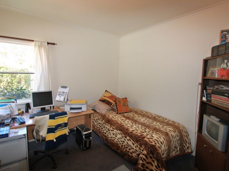 187 Foxlow Street, Captains Flat NSW 2623