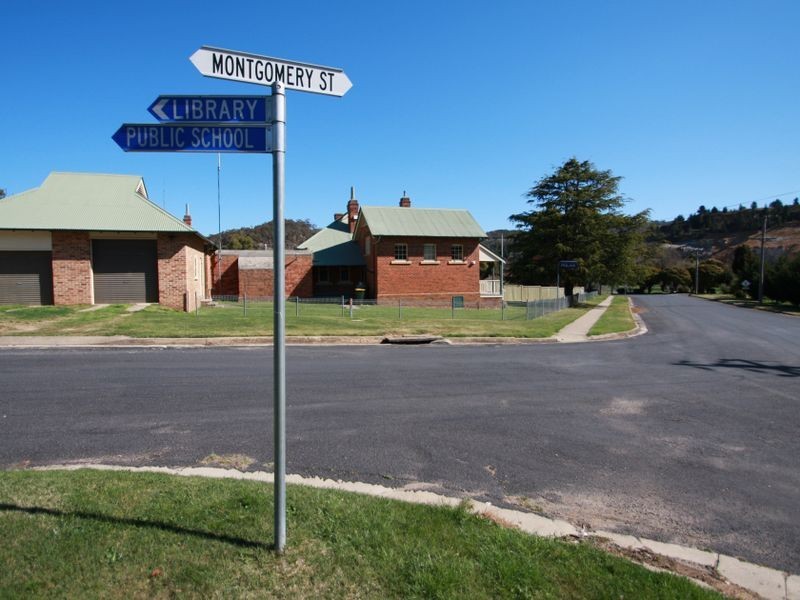 187 Foxlow Street, Captains Flat NSW 2623