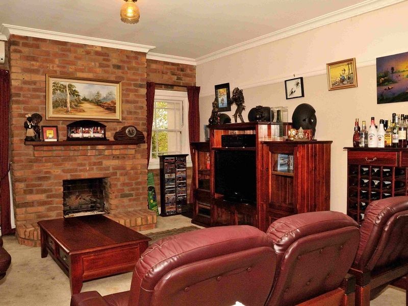 24 Lowe Street, Queanbeyan NSW 2620