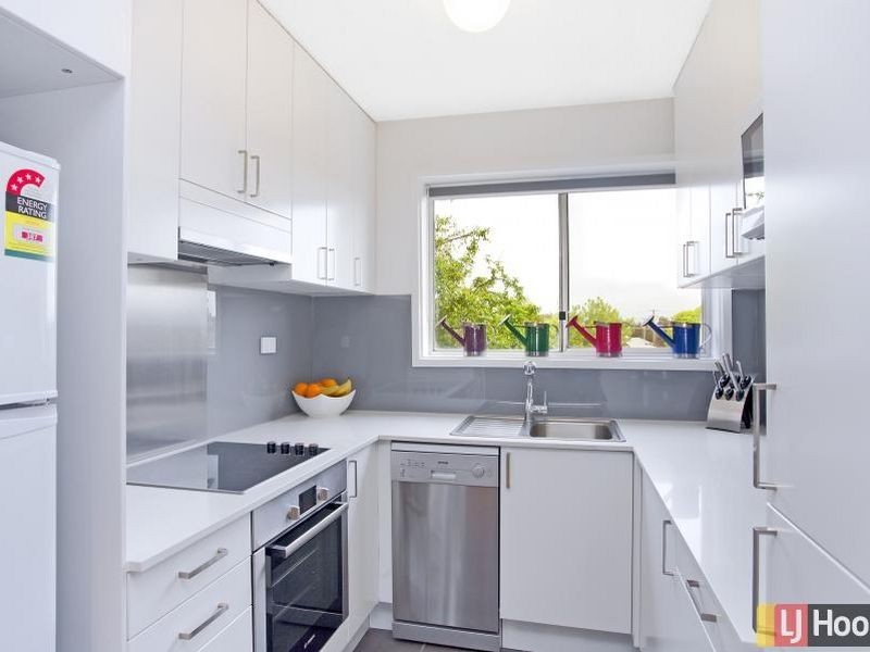 17/106 Henderson Road, Queanbeyan NSW 2620