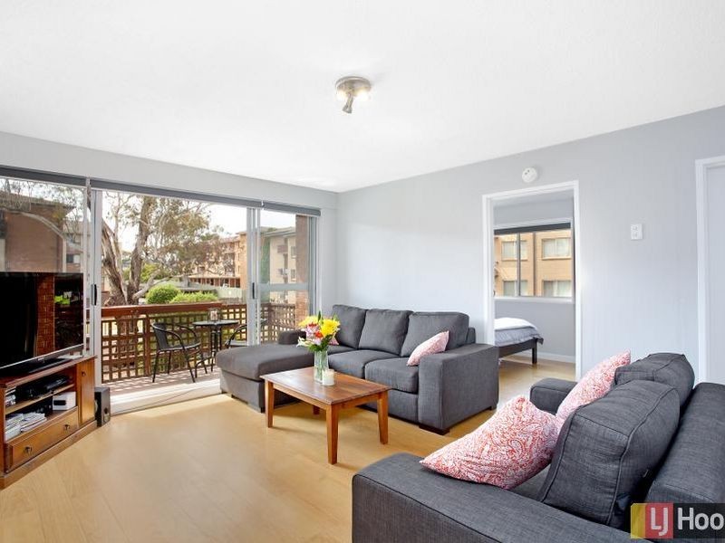 17/106 Henderson Road, Queanbeyan NSW 2620