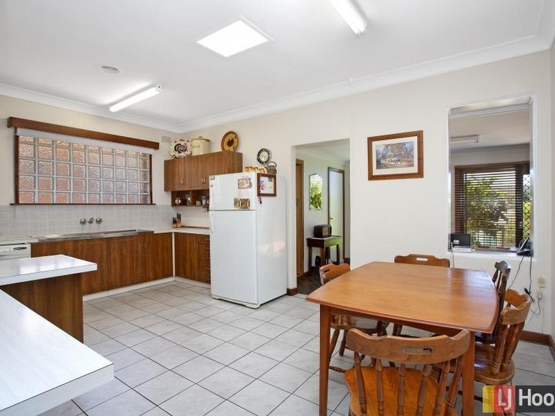 20 The Crescent, Queanbeyan NSW 2620