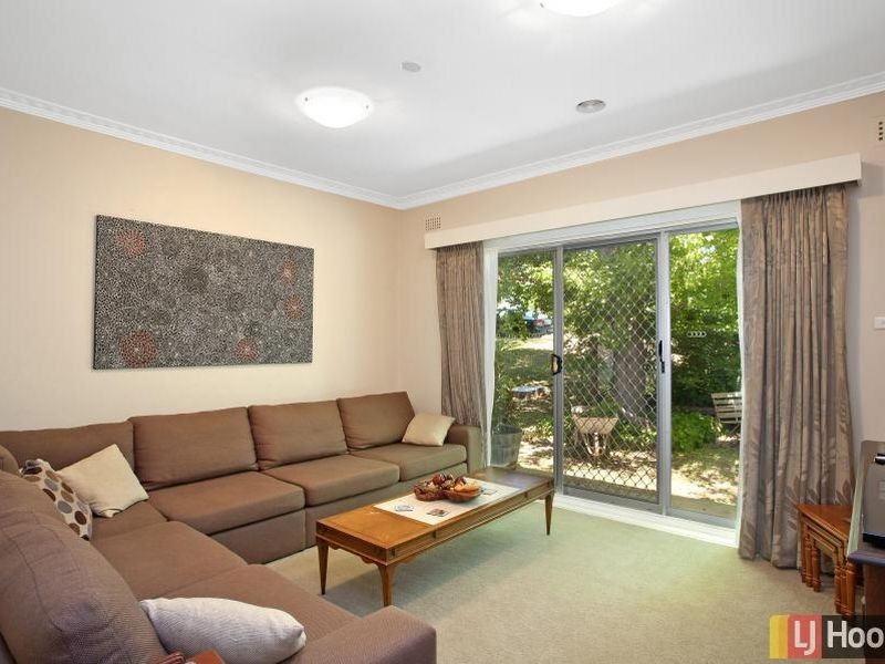 20 The Crescent, Queanbeyan NSW 2620