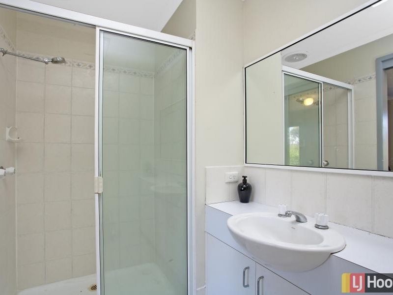 13/3 Winchester Place, Queanbeyan NSW 2620