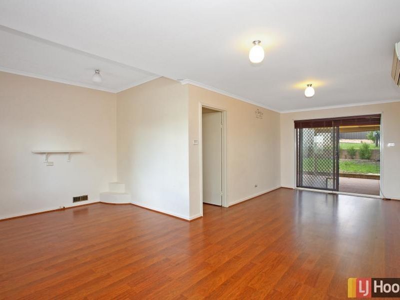 24 Fairmount Crescent, Queanbeyan NSW 2620