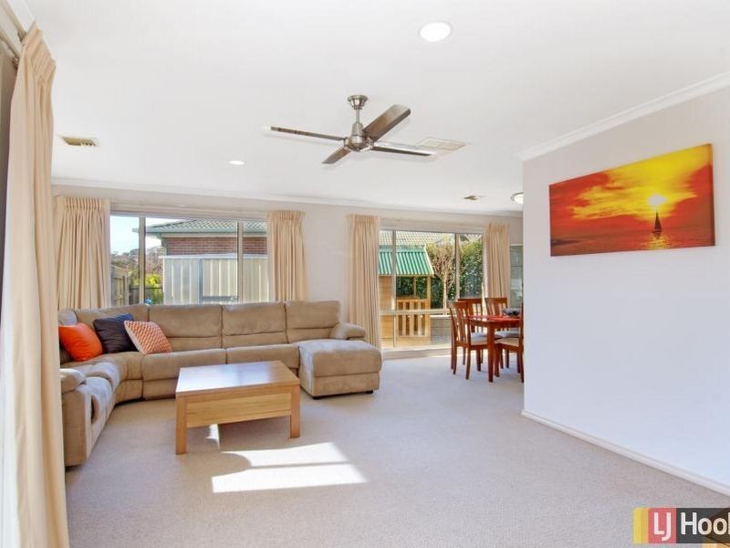 6 Maloney Street, Queanbeyan NSW 2620