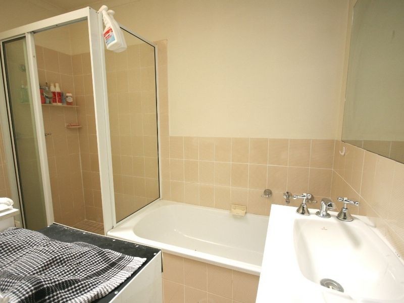6/11 Campbell Street, Queanbeyan NSW 2620