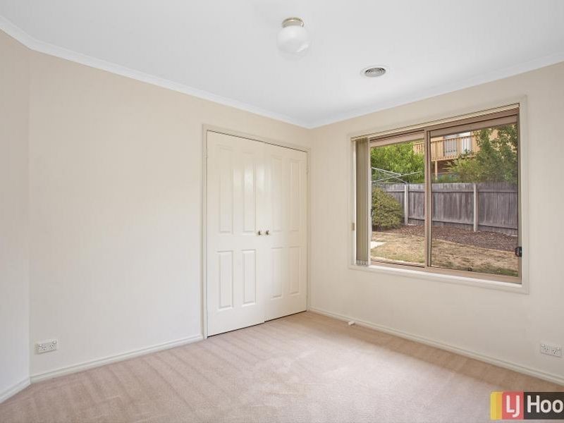 10 English Grove, Jerrabomberra NSW 2619