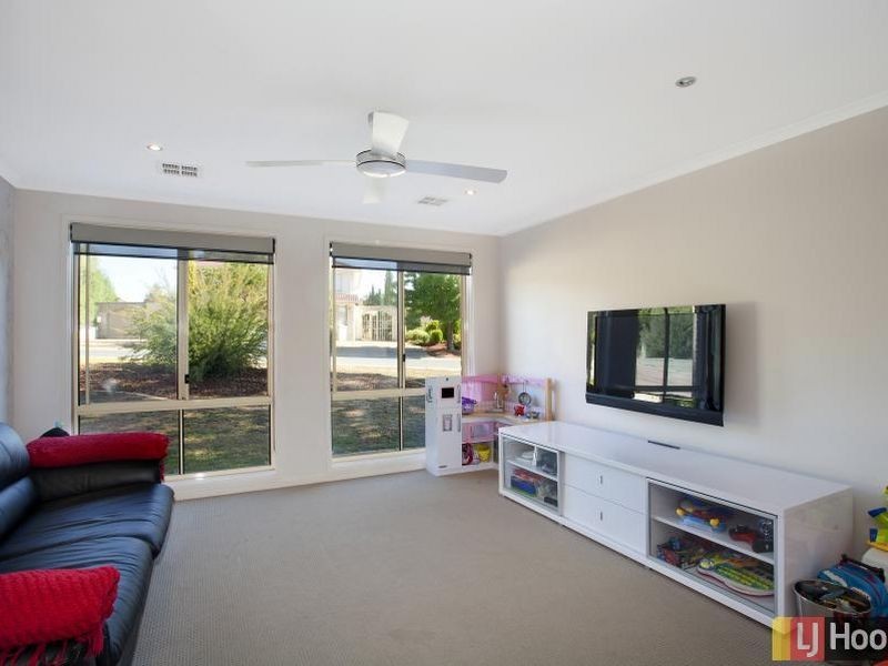 3 Bimberi Close, Palmerston ACT 2913