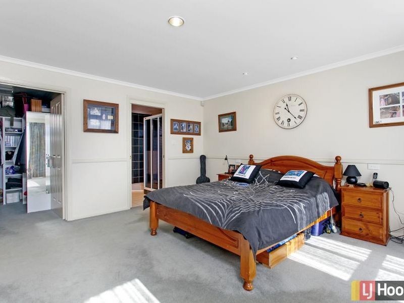 18 Morrison Place, Queanbeyan NSW 2620