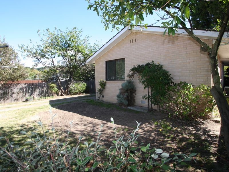170 Foxlow Street, Captains Flat NSW 2623