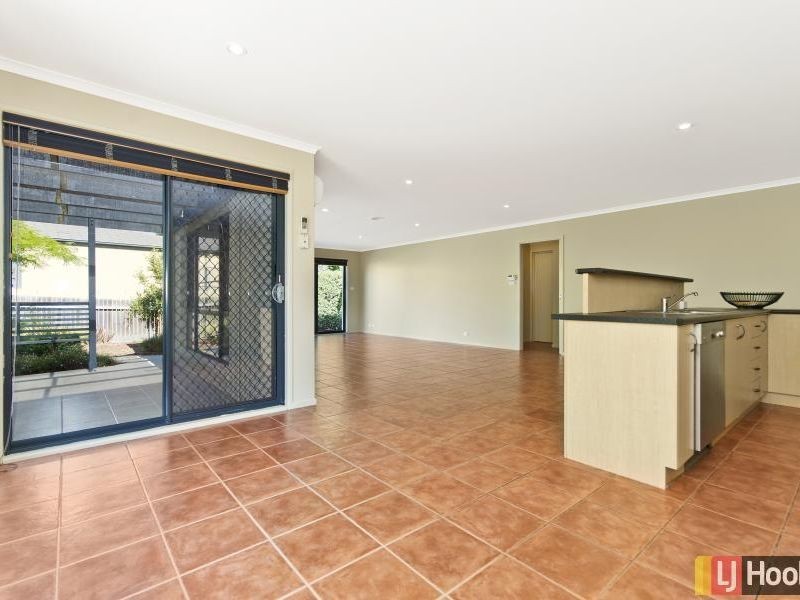 6/4 Lerra Street, Jerrabomberra NSW 2619