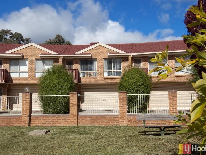 5/3 Winchester Place, Queanbeyan NSW 2620