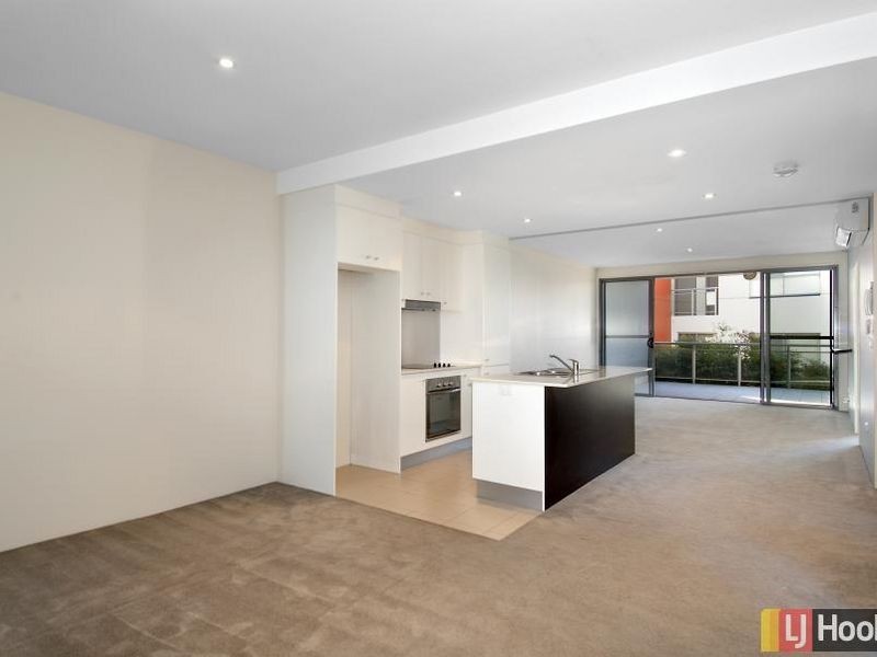 13D/17 Uriarra Road, Queanbeyan NSW 2620