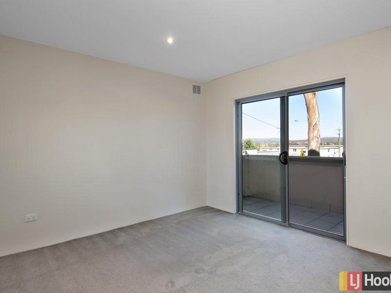 13D/17 Uriarra Road, Queanbeyan NSW 2620