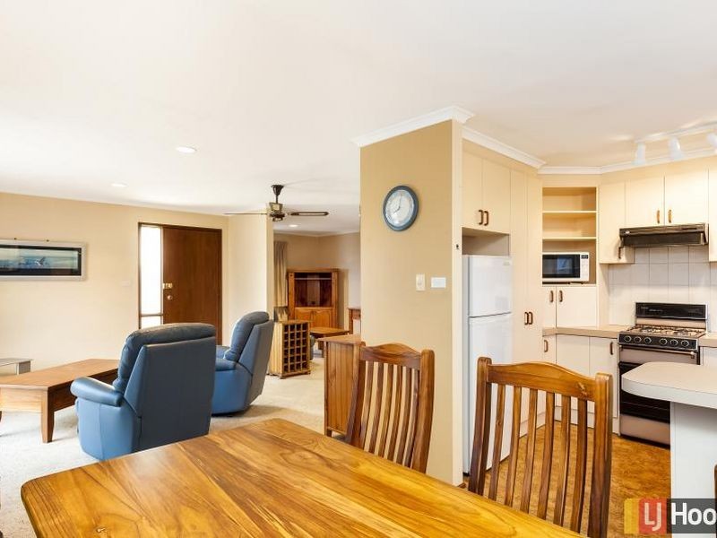 15/37-39 Derrima Road, Queanbeyan NSW 2620