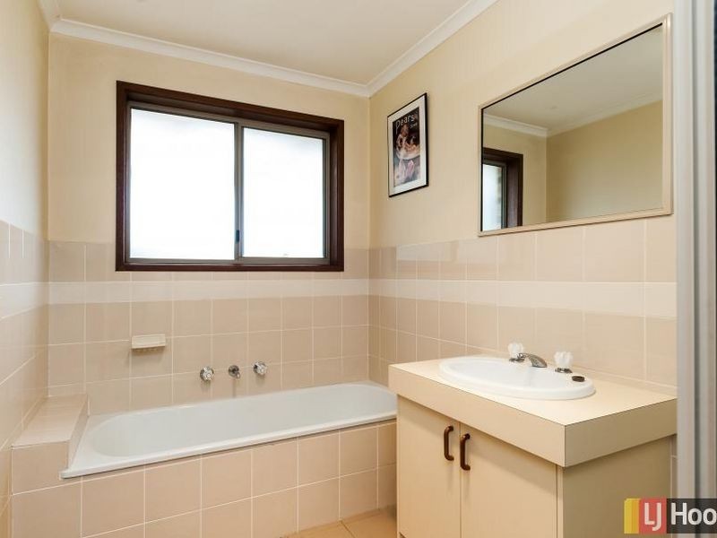 15/37-39 Derrima Road, Queanbeyan NSW 2620