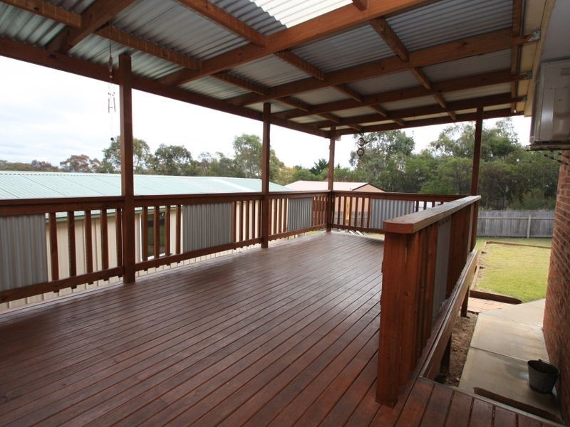 11 Ritchie Place, Queanbeyan NSW 2620