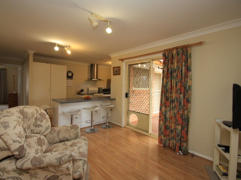 11 Ritchie Place, Queanbeyan NSW 2620