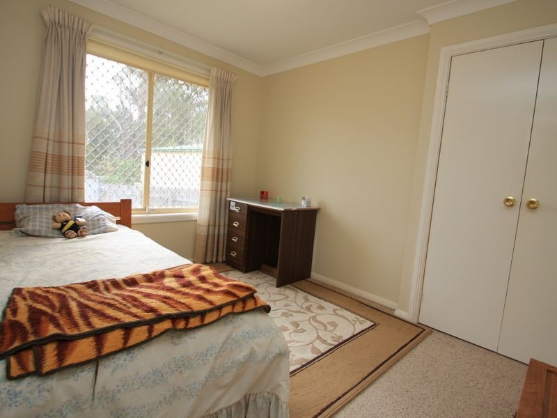 11 Ritchie Place, Queanbeyan NSW 2620