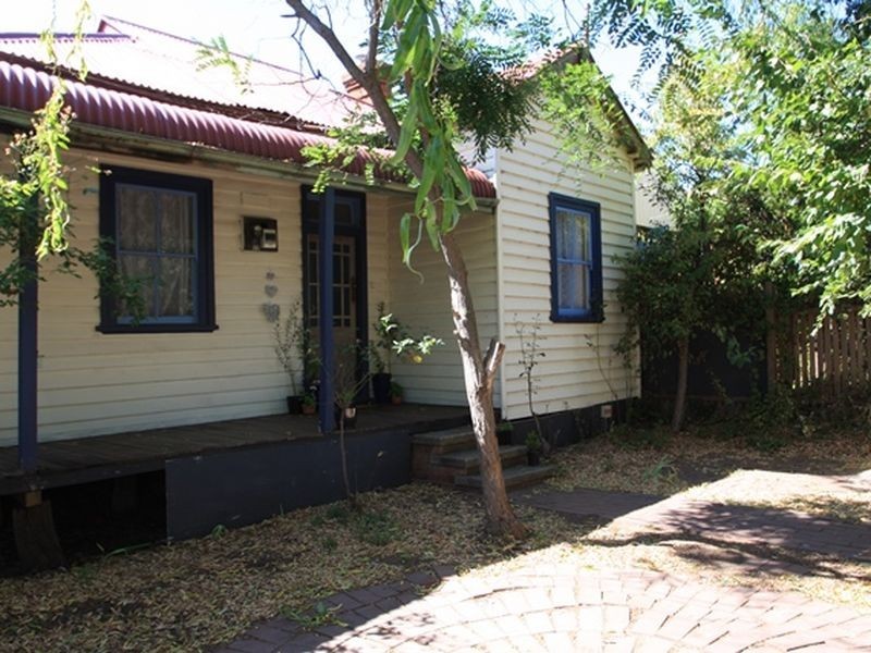 22 Crawford Street, Queanbeyan NSW 2620
