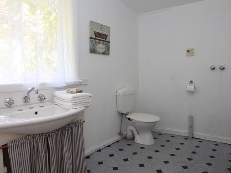 22 Crawford Street, Queanbeyan NSW 2620