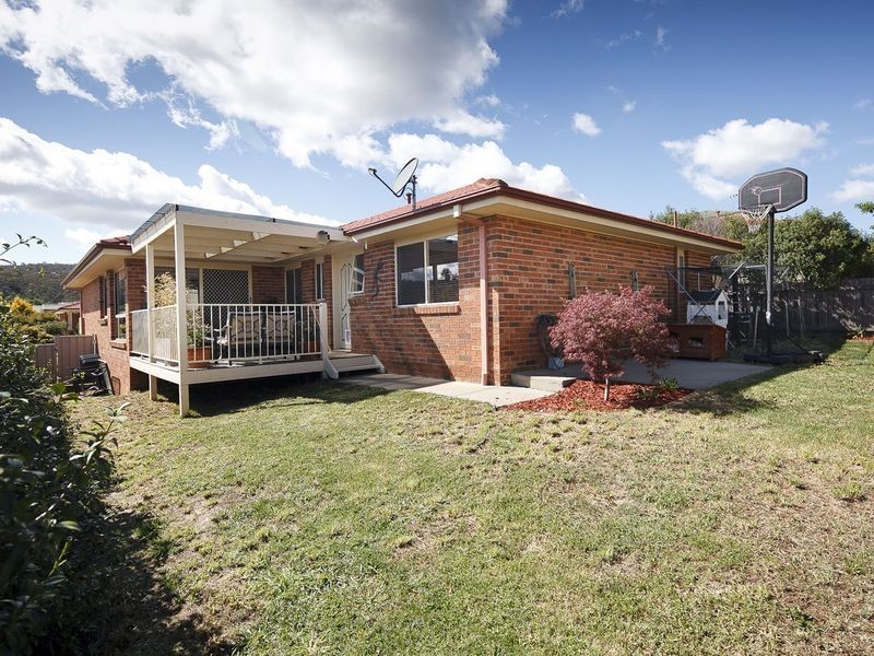 19 Thomas Royal Gardens, Queanbeyan NSW 2620