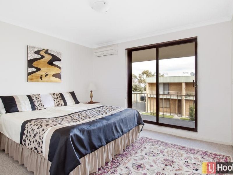 4/22 Bungendore Road, Queanbeyan NSW 2620