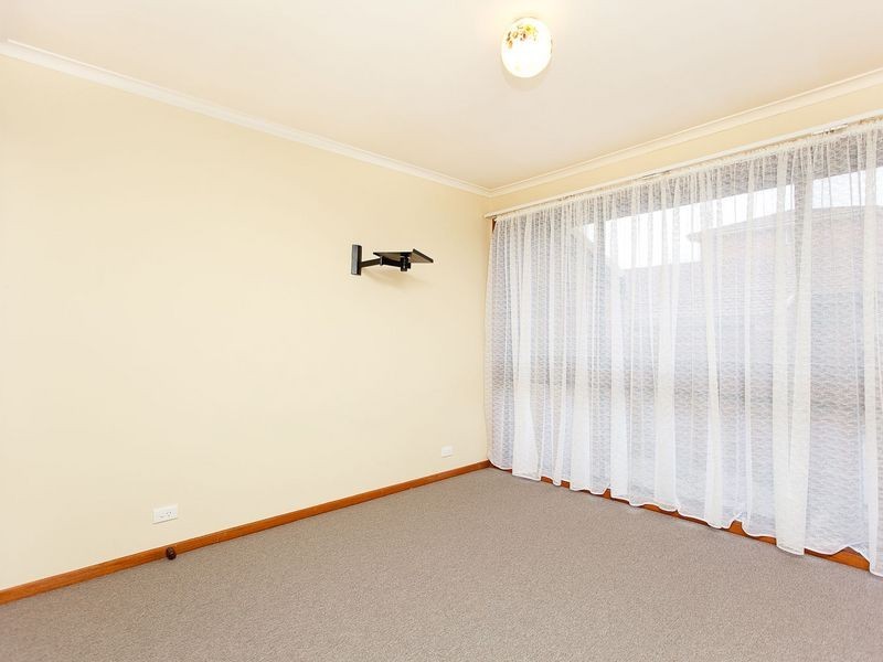 3/15 McKeahnie Street, Queanbeyan NSW 2620