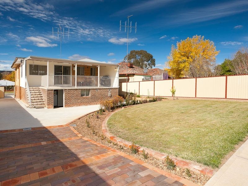 77 Stornaway Road, Queanbeyan NSW 2620