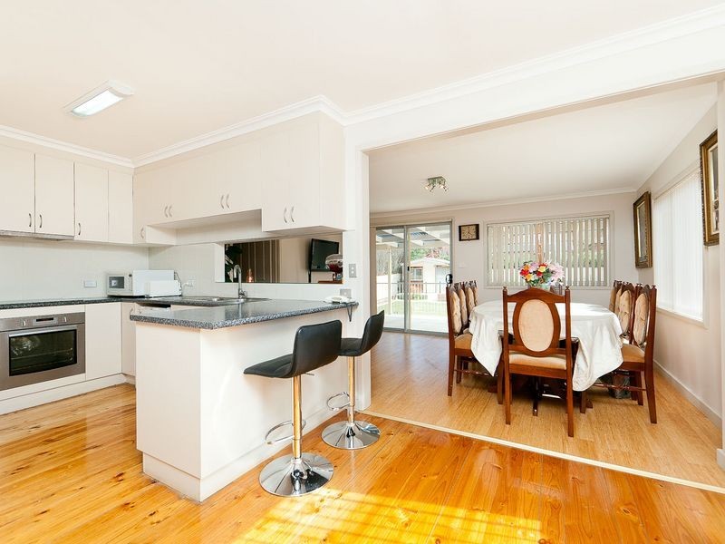 77 Stornaway Road, Queanbeyan NSW 2620