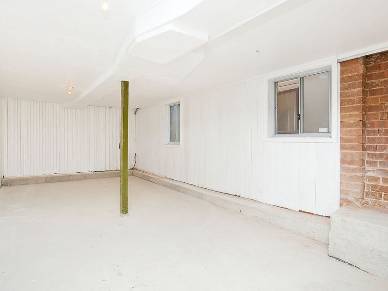 77 Stornaway Road, Queanbeyan NSW 2620