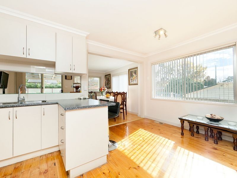 77 Stornaway Road, Queanbeyan NSW 2620
