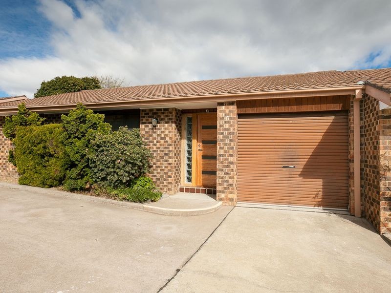 4/63 Macquoid Street, Queanbeyan NSW 2620