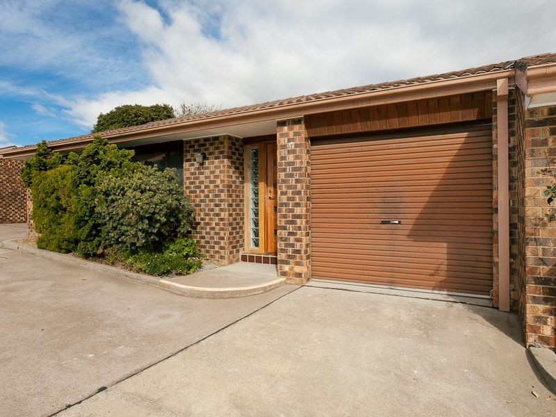 4/63 Macquoid Street, Queanbeyan NSW 2620