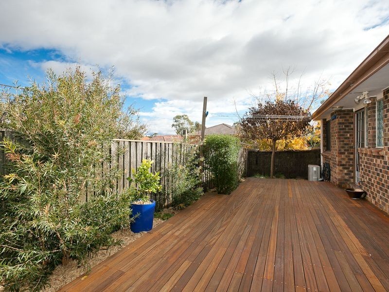 4/63 Macquoid Street, Queanbeyan NSW 2620