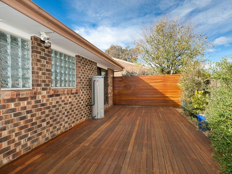 4/63 Macquoid Street, Queanbeyan NSW 2620