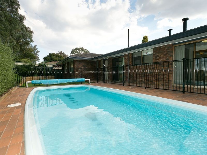 9 Corin Place, Queanbeyan NSW 2620