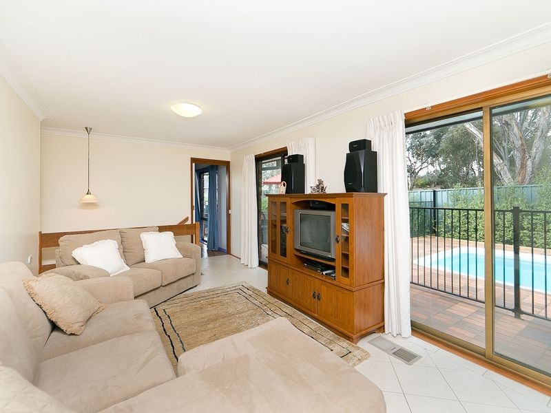 9 Corin Place, Queanbeyan NSW 2620