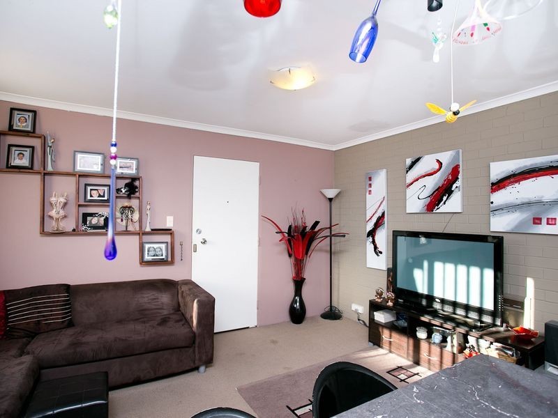 4/16 Derrima Road, Queanbeyan NSW 2620