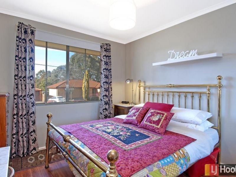 2 Cassinia Street, Queanbeyan NSW 2620