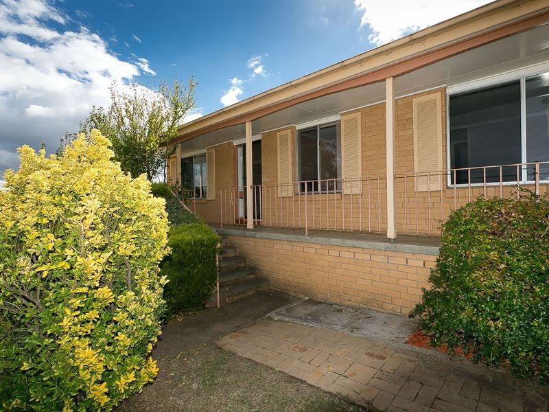 10 Jordan Place, Queanbeyan NSW 2620
