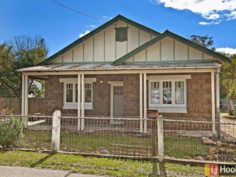 4 Alice Street, Queanbeyan NSW 2620